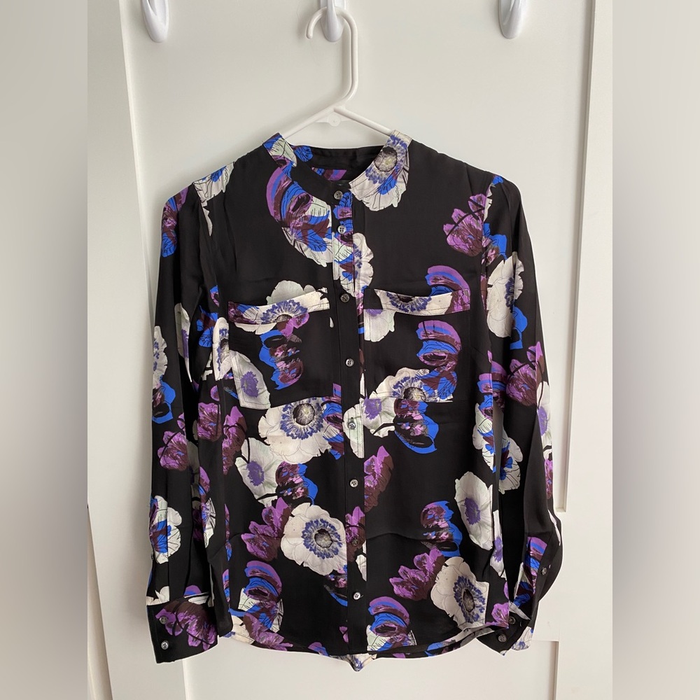 J. Crew Women’s Black Floral Business Blouse in Size 00